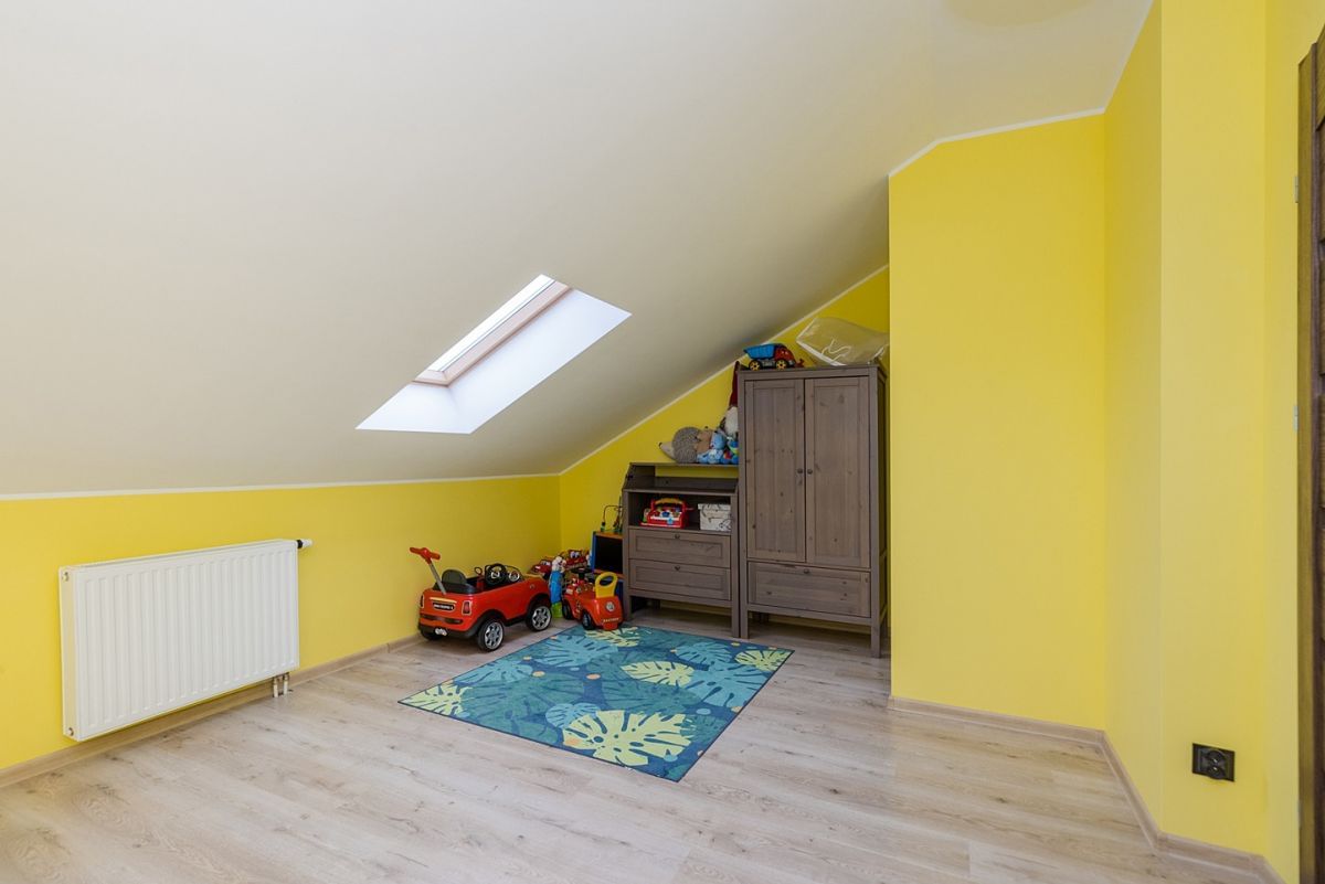 Mieszkanie 5 pokojowe na Sprzedaż