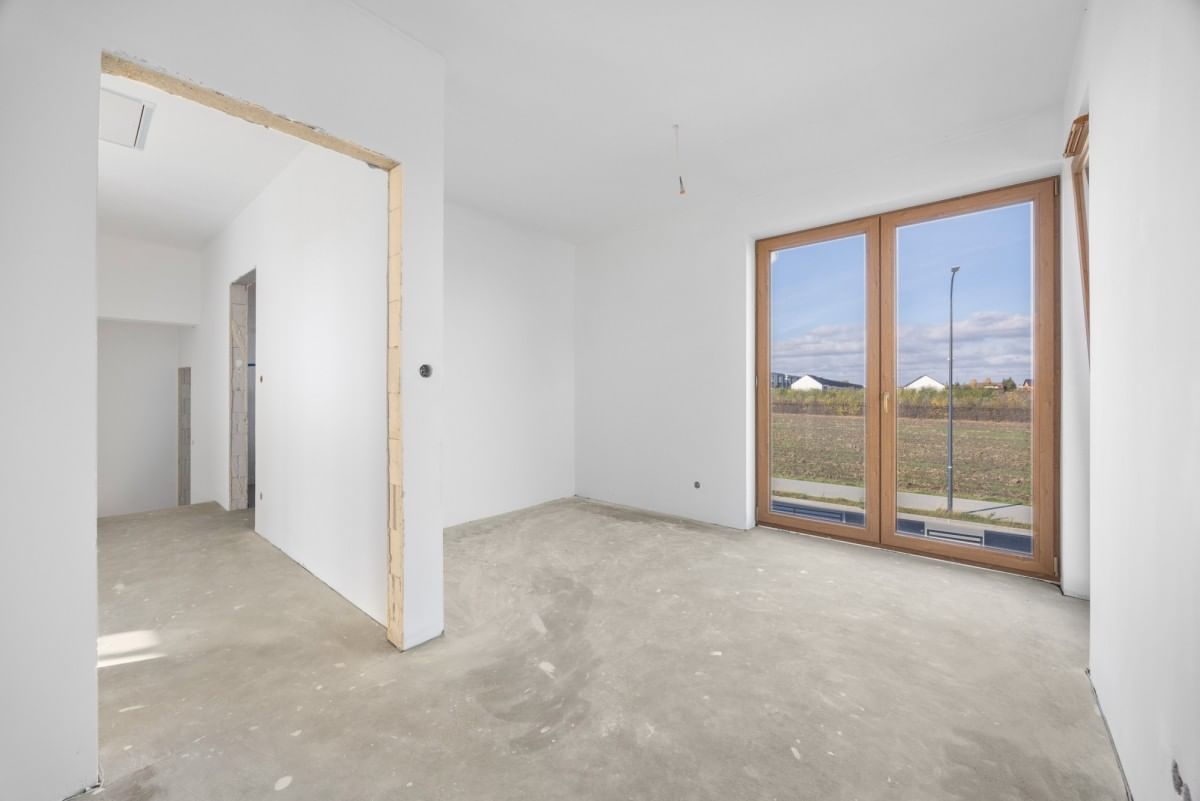 Dom 5 pokojowe na Sprzedaż