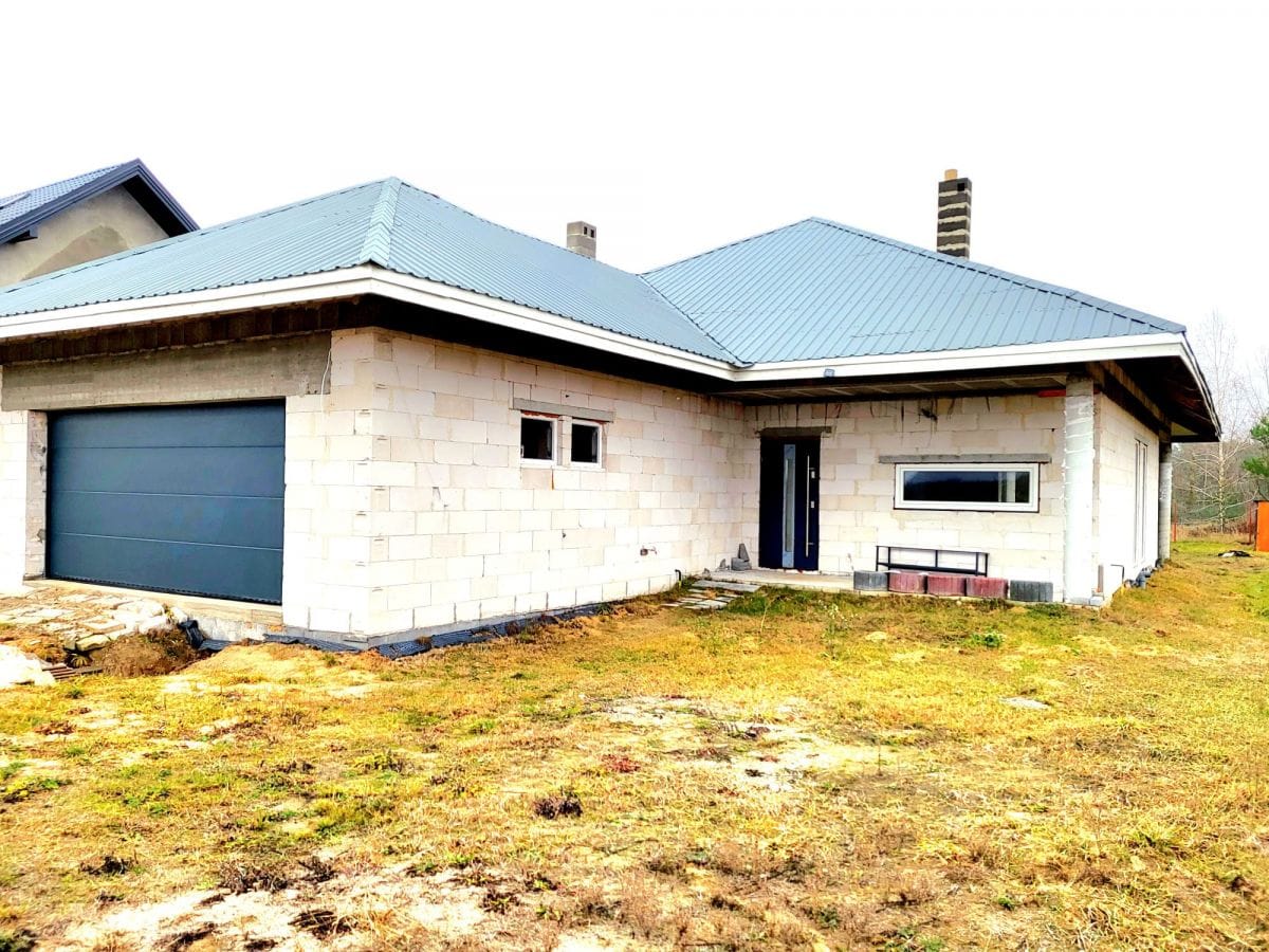 Dom 4 pokojowe na Sprzedaż