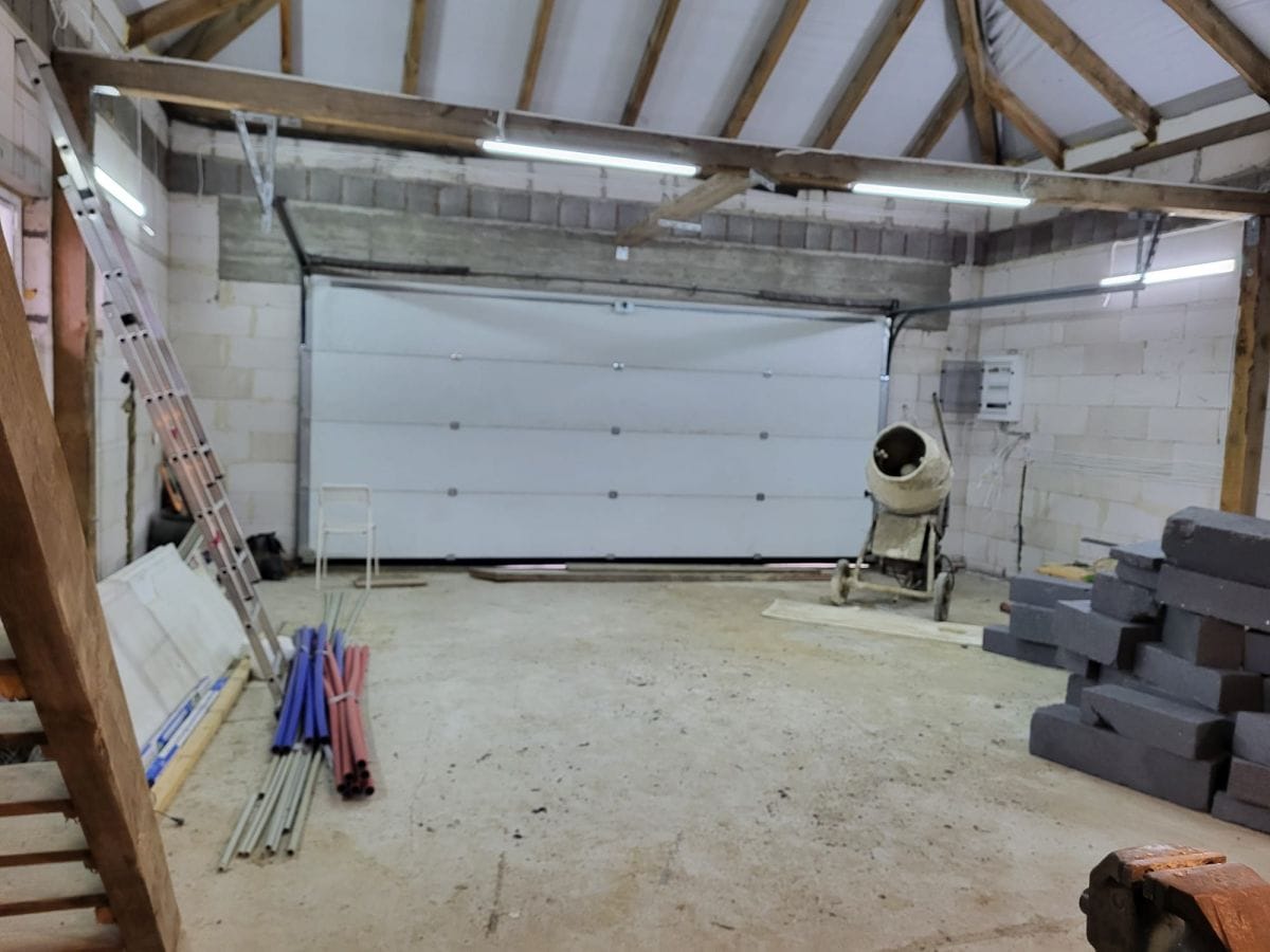 Dom 4 pokojowe na Sprzedaż