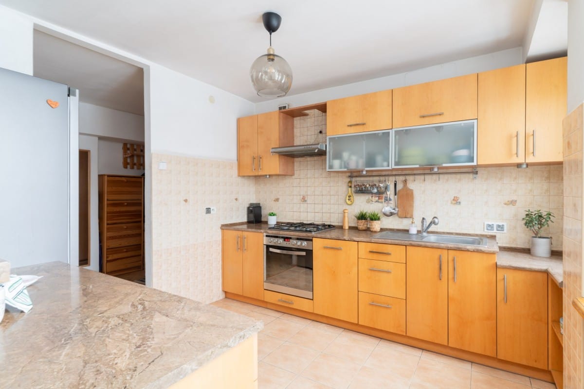 Mieszkanie 4 pokojowe na Sprzedaż