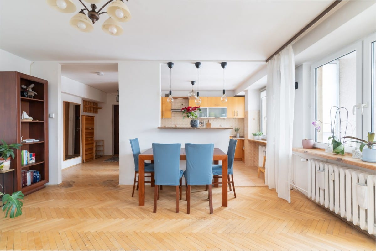 Mieszkanie 4 pokojowe na Sprzedaż