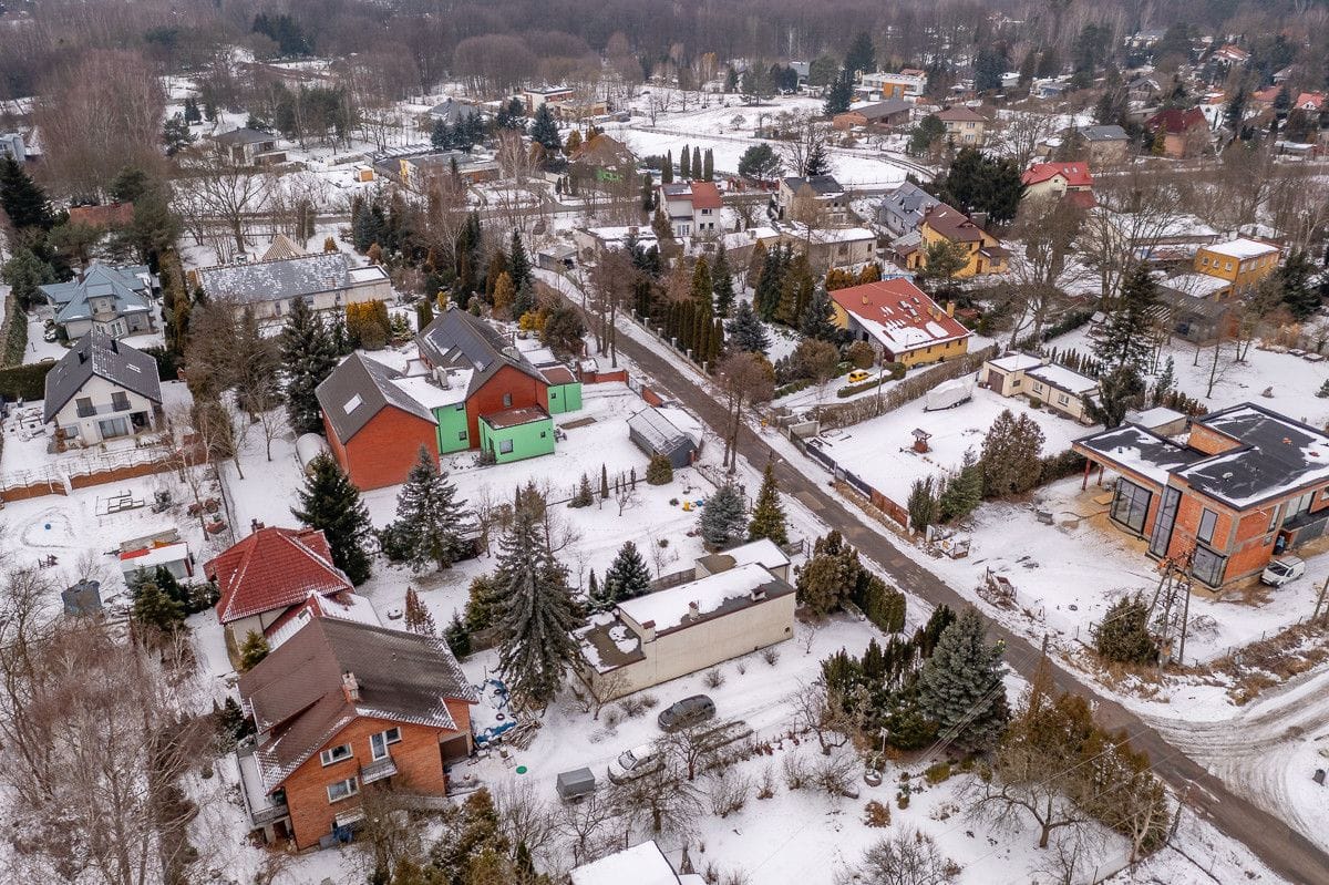 Działka  pokojowe na Sprzedaż