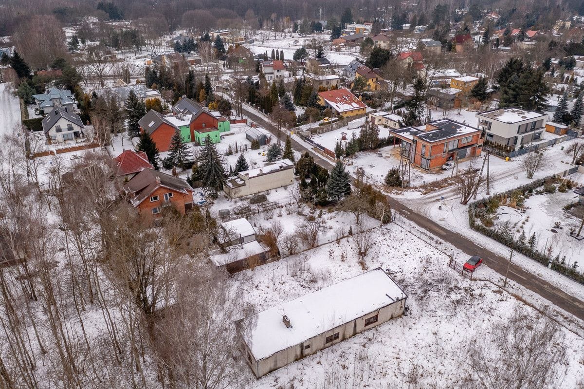 Działka  pokojowe na Sprzedaż