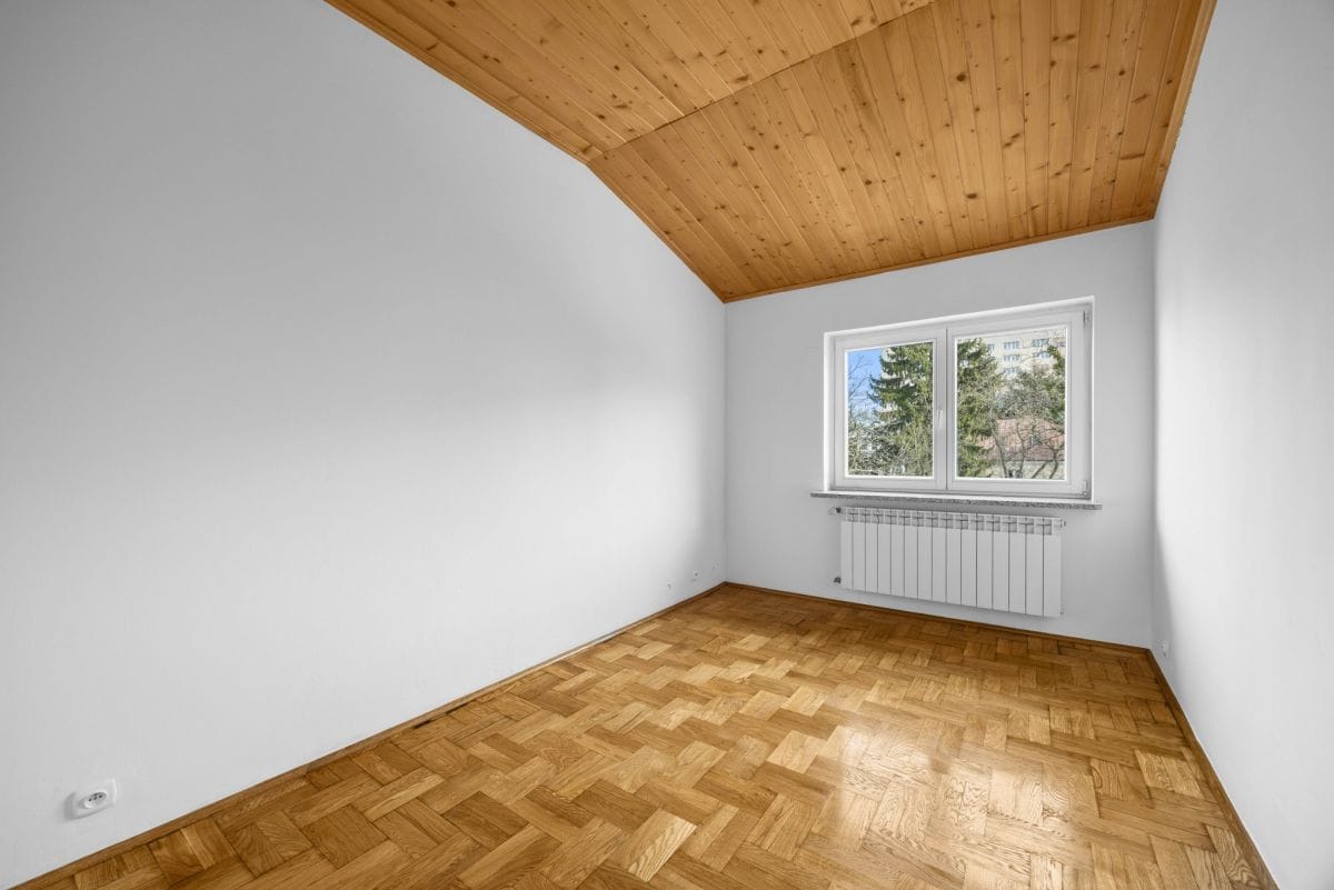 Dom 7 pokojowe na Wynajem