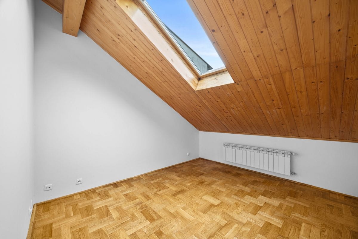 Dom 7 pokojowe na Wynajem