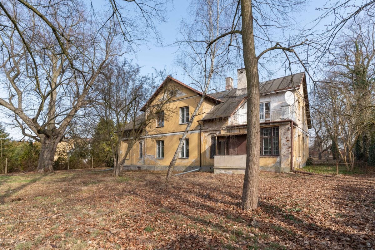 Dom 10 pokojowe na Sprzedaż