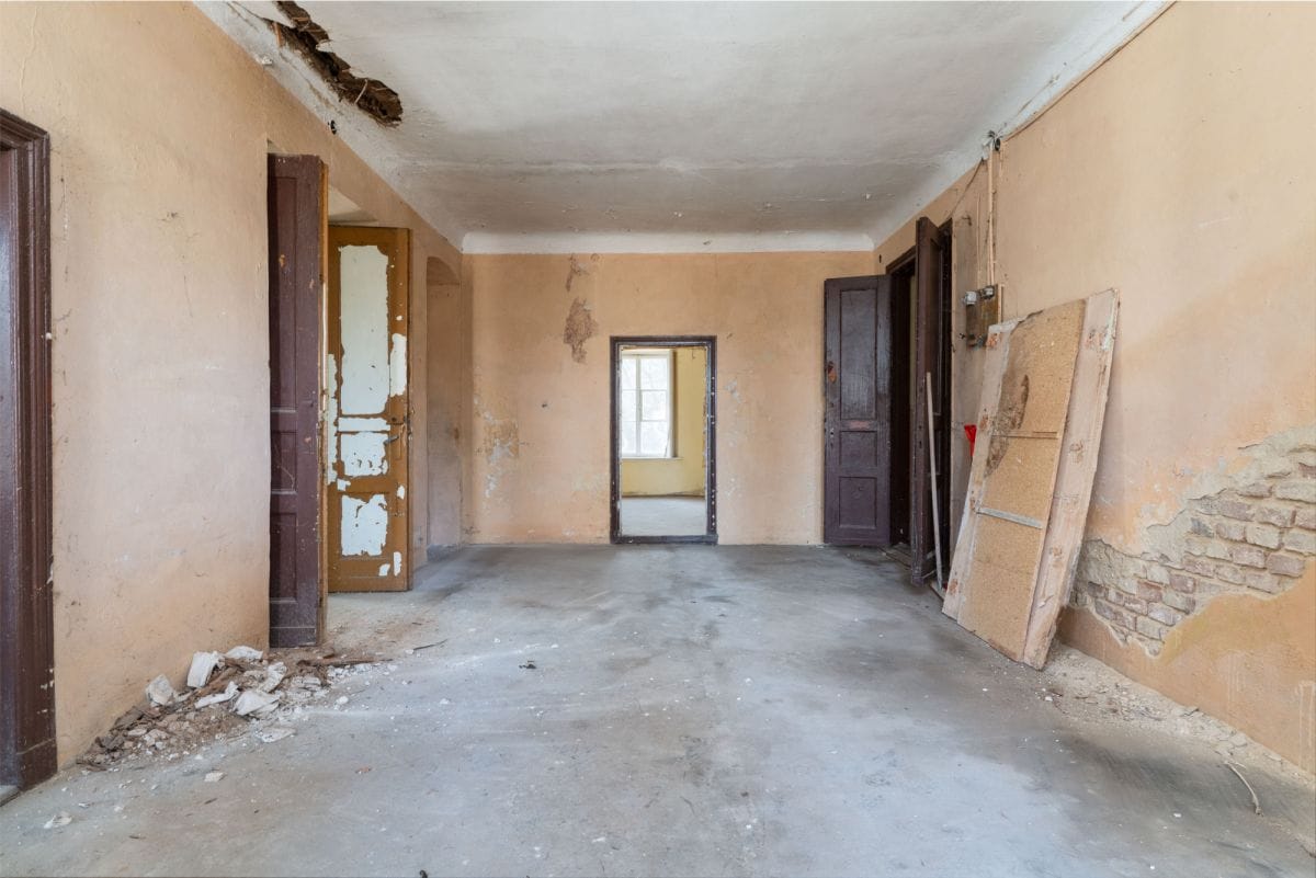 Dom 10 pokojowe na Sprzedaż