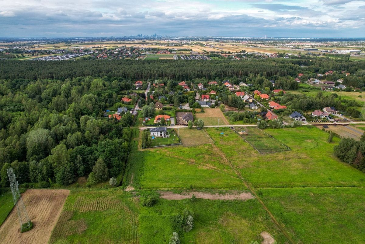 Działka  pokojowe na Sprzedaż