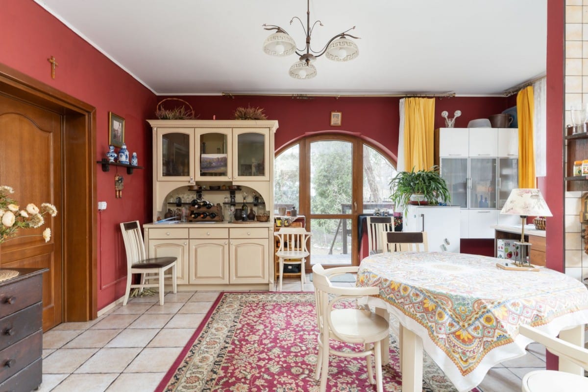 Dom 20 pokojowe na Sprzedaż