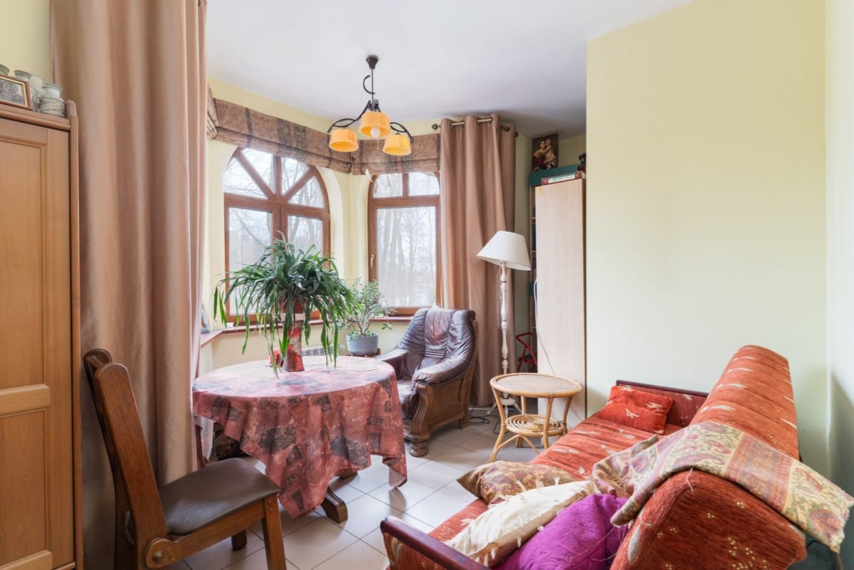 Dom 20 pokojowe na Sprzedaż