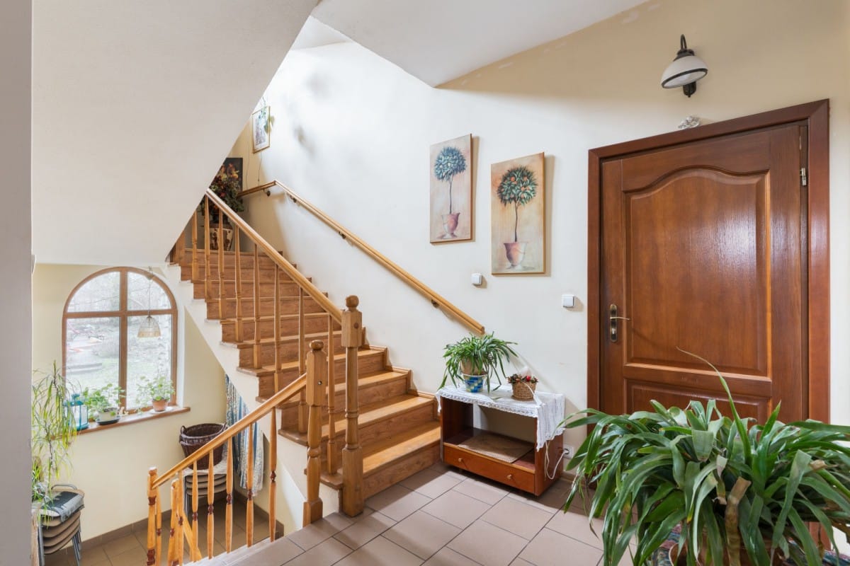 Dom 20 pokojowe na Sprzedaż