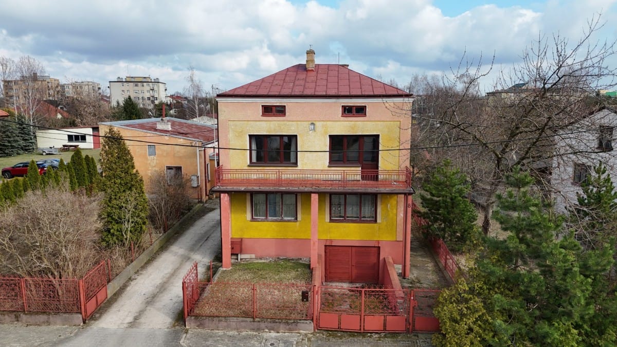 Dom 5 pokojowe na Sprzedaż