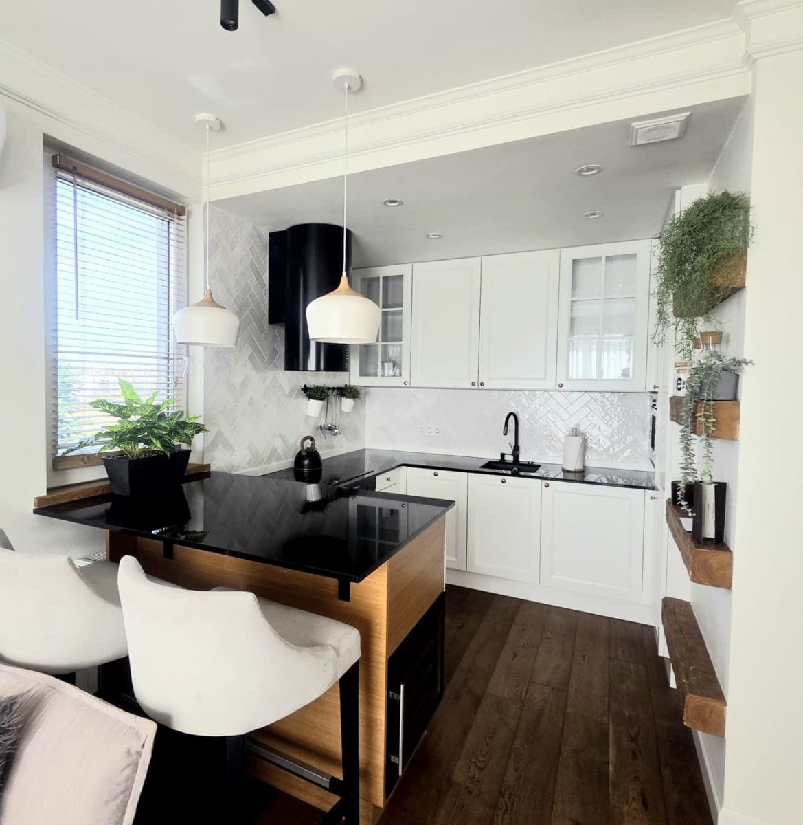 Mieszkanie 4 pokojowe na Sprzedaż