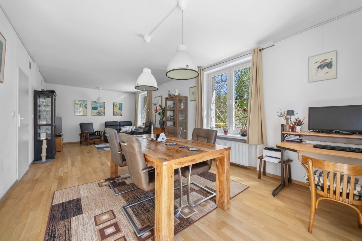 Dom 4 pokojowe na Sprzedaż