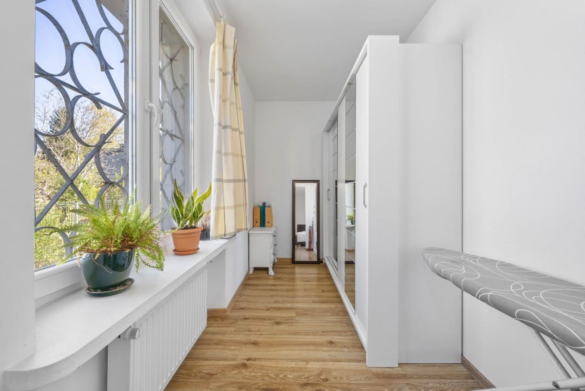 Dom 4 pokojowe na Sprzedaż