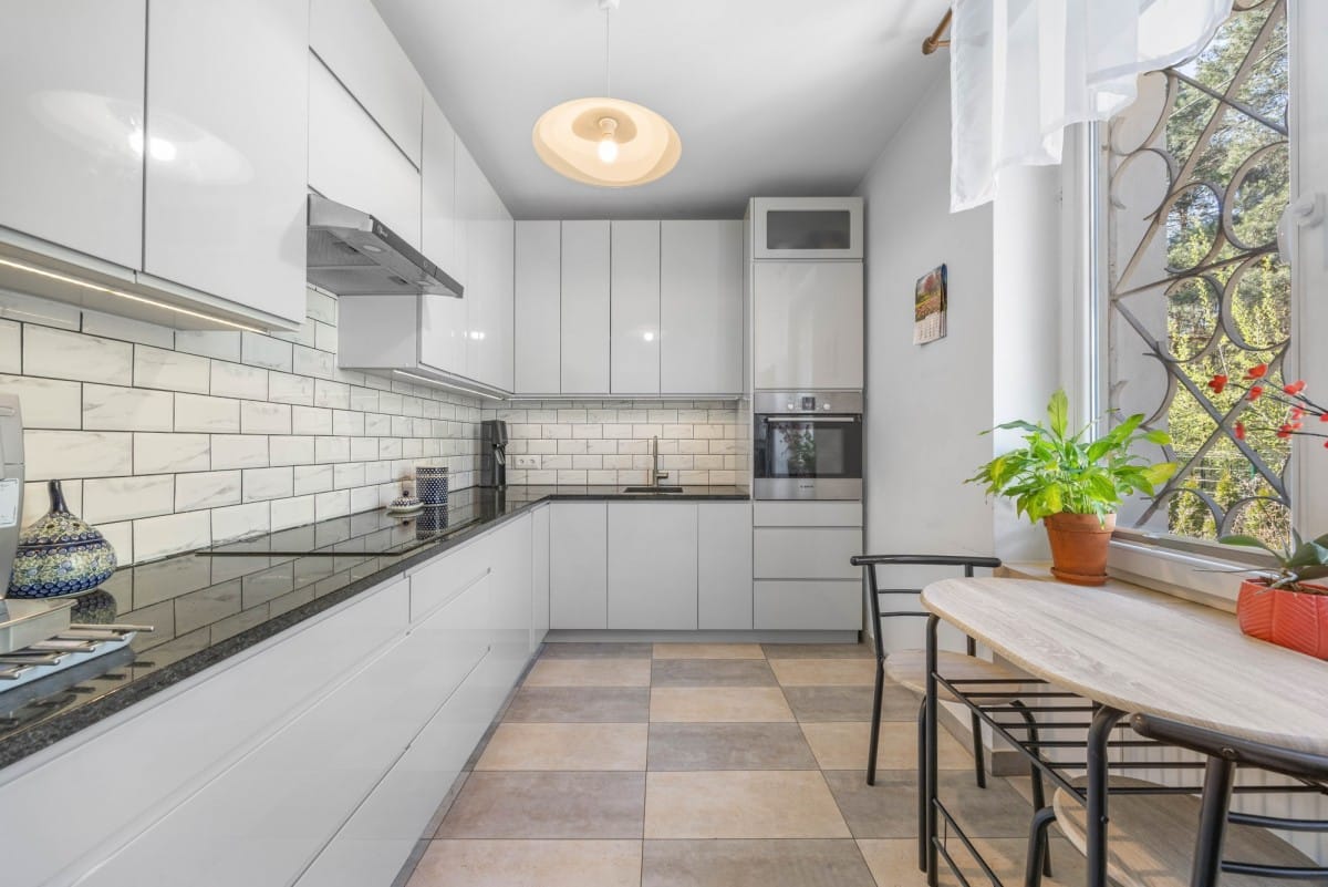 Dom 4 pokojowe na Sprzedaż