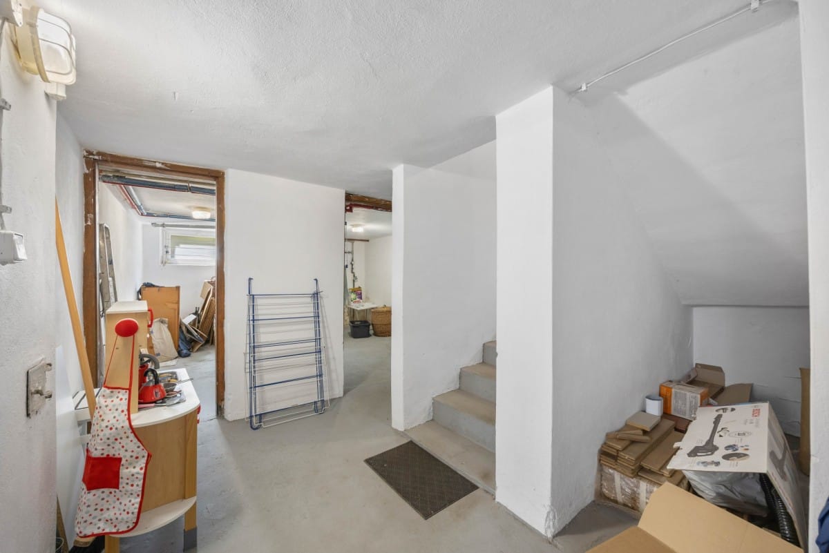 Dom 4 pokojowe na Sprzedaż