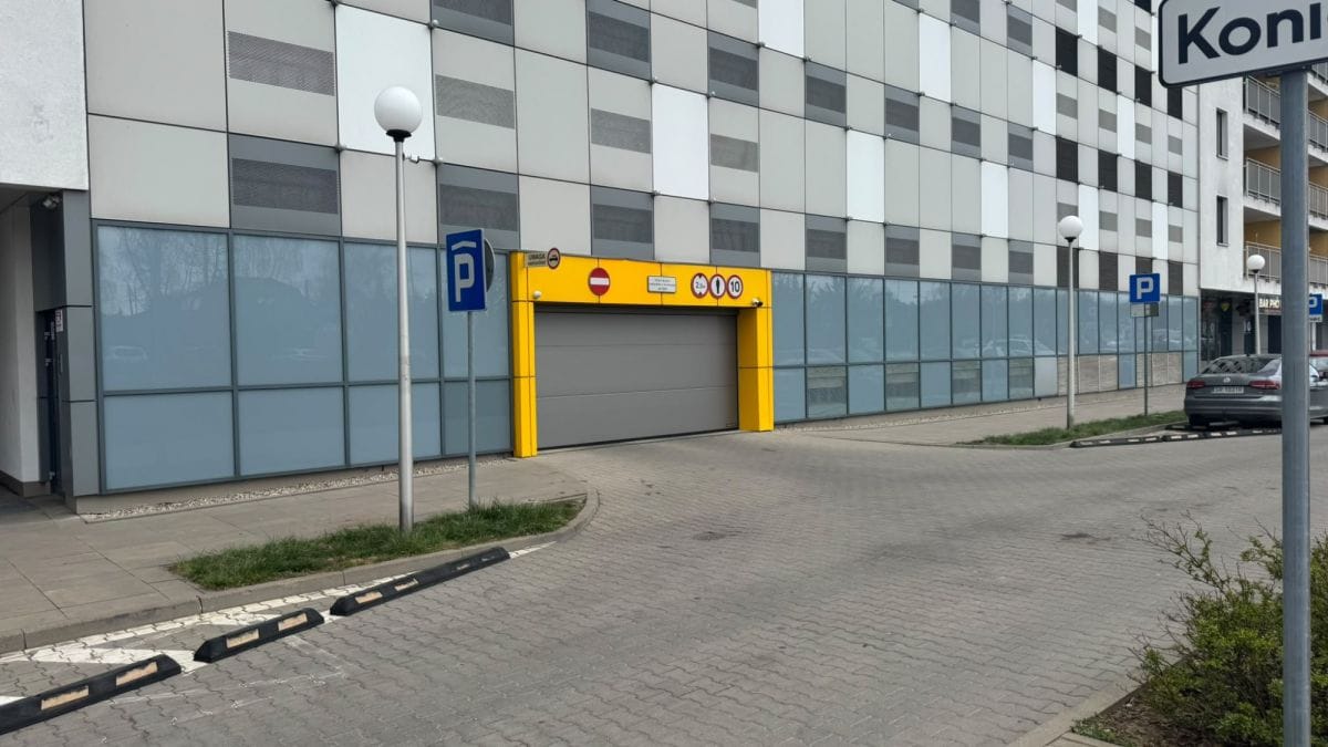 Lokal użytkowy  pokojowe na Sprzedaż