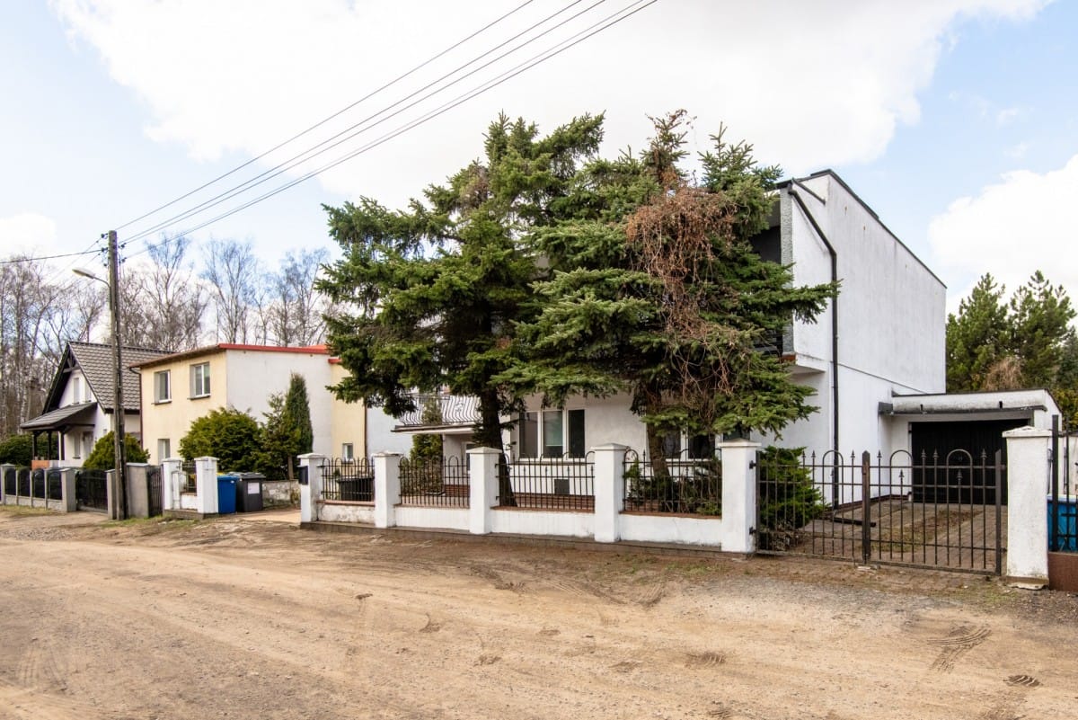 Dom  pokojowe na Sprzedaż