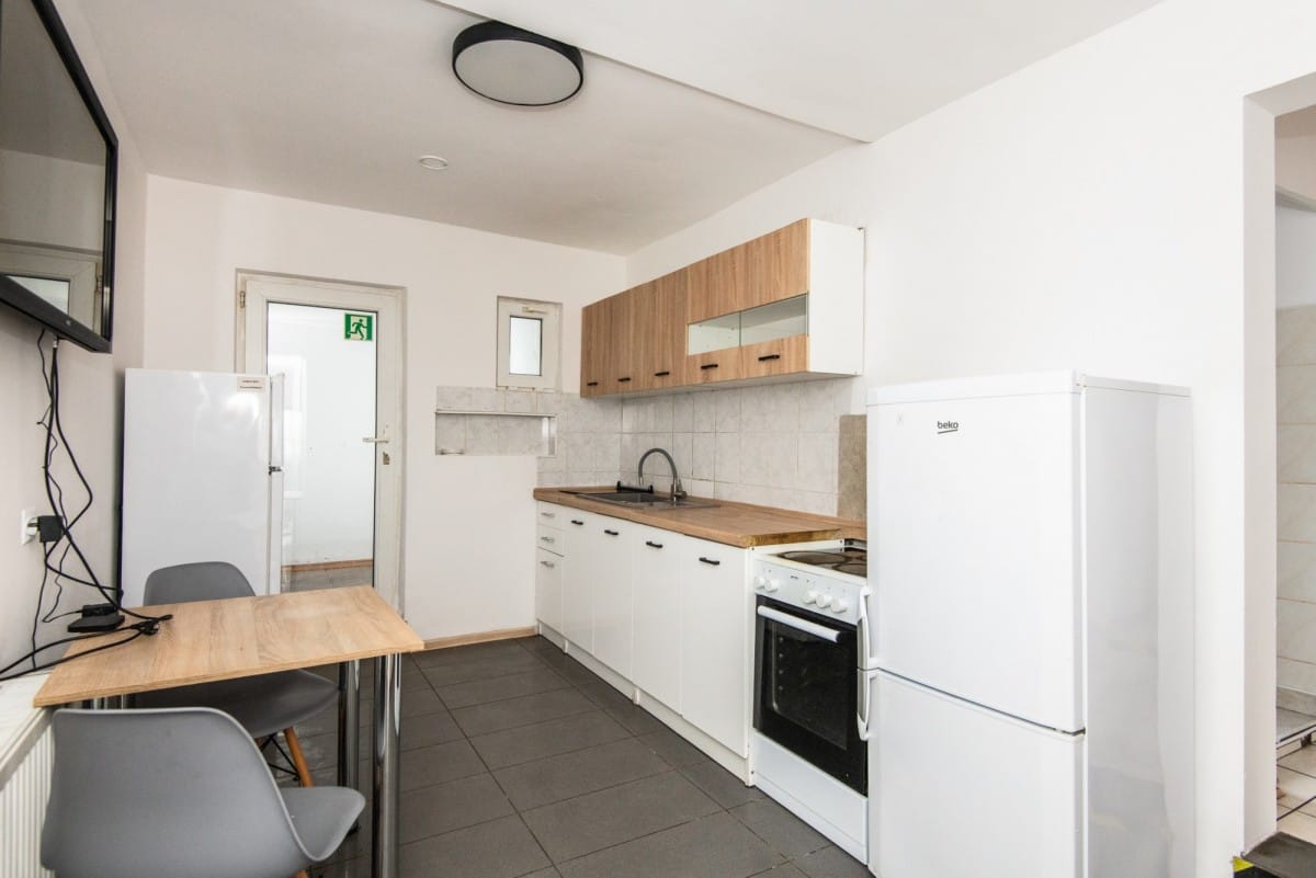 Dom  pokojowe na Sprzedaż