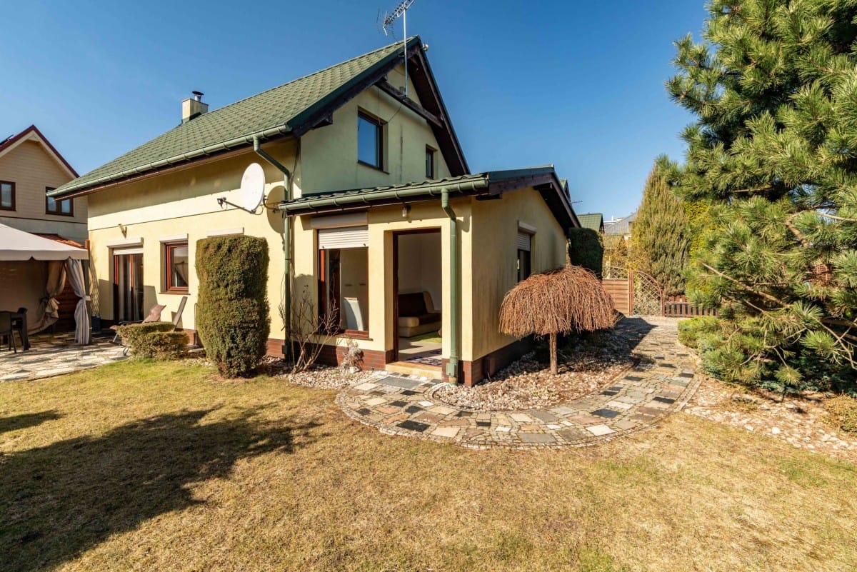 Dom  pokojowe na Sprzedaż