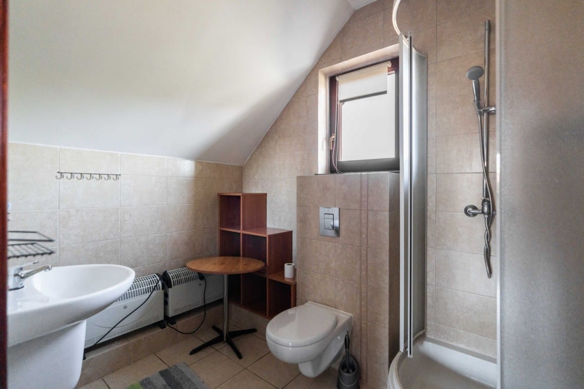 Dom  pokojowe na Sprzedaż