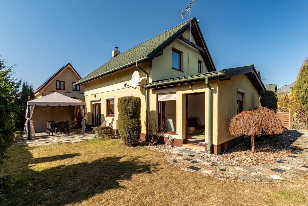 Dom  pokojowe na Sprzedaż