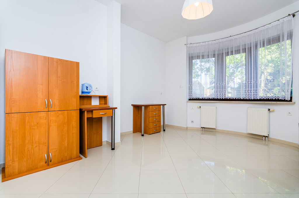  6 pokojowe na Wynajem