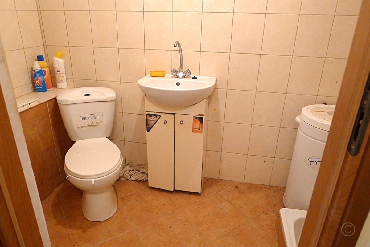 Dom  pokojowe na Sprzedaż