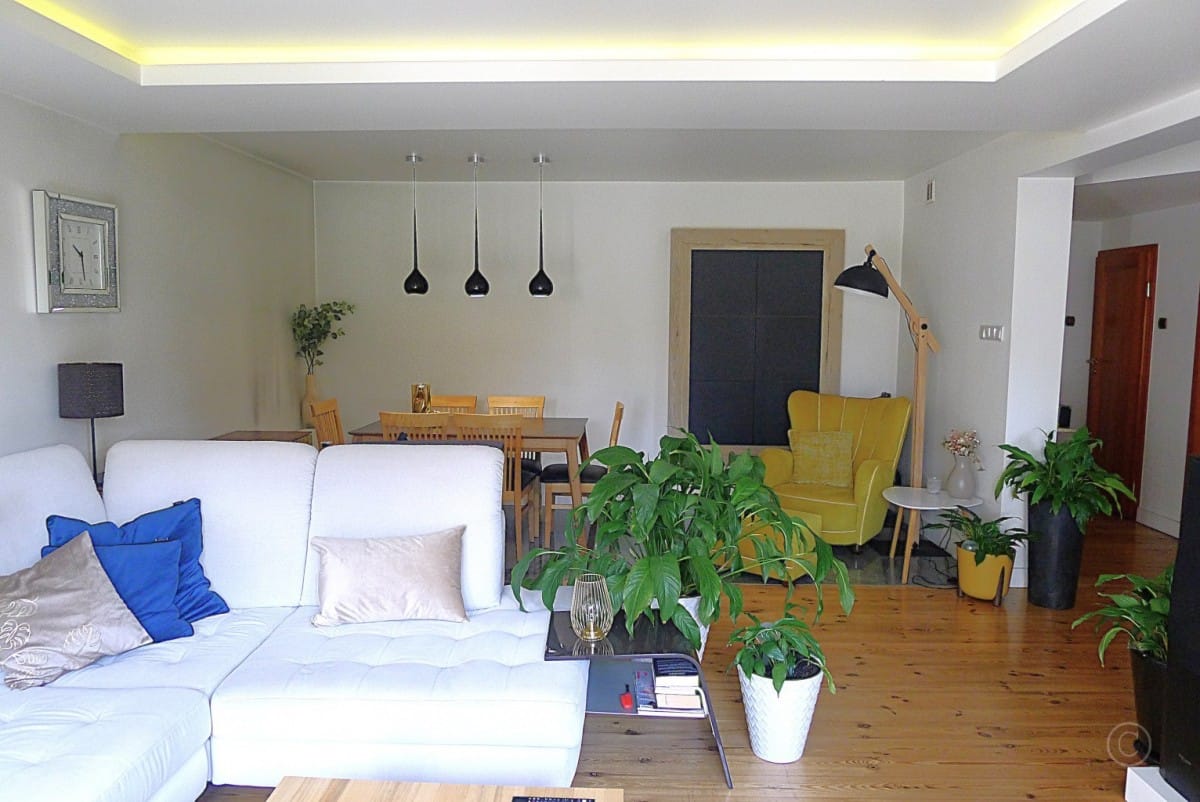 Dom  pokojowe na Sprzedaż