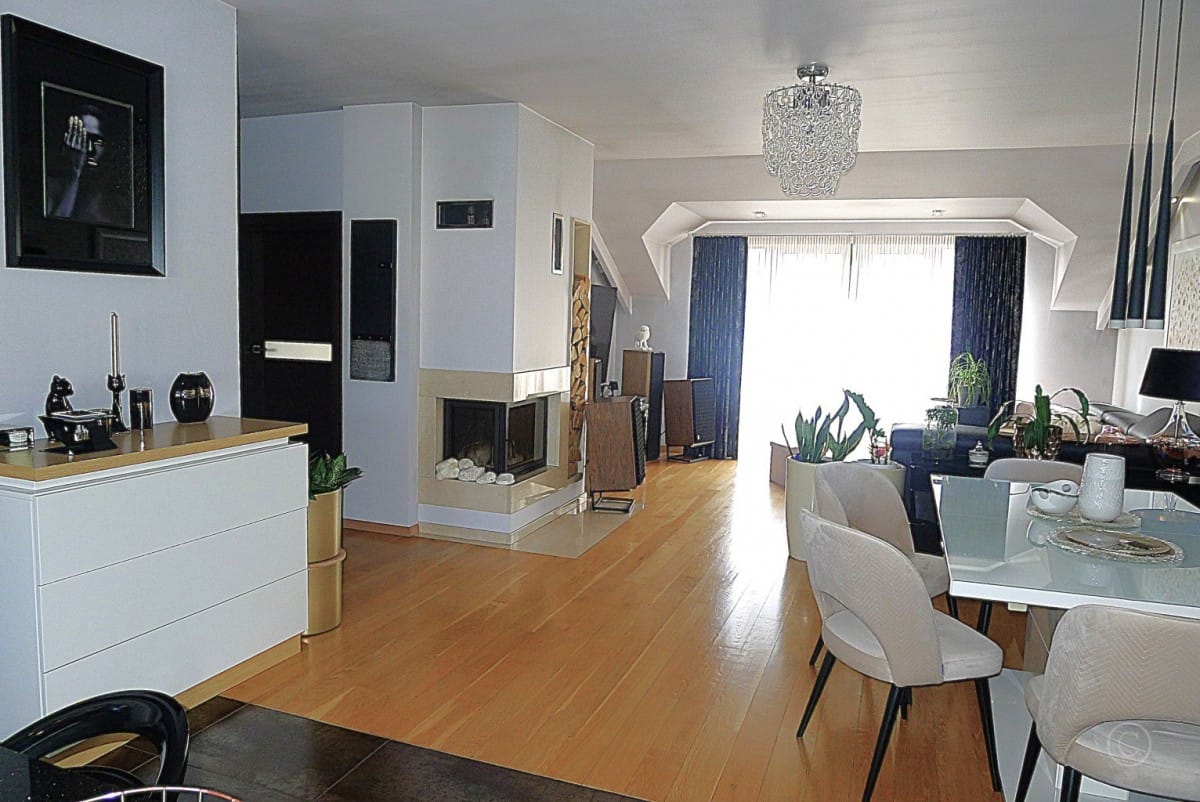 Dom  pokojowe na Sprzedaż