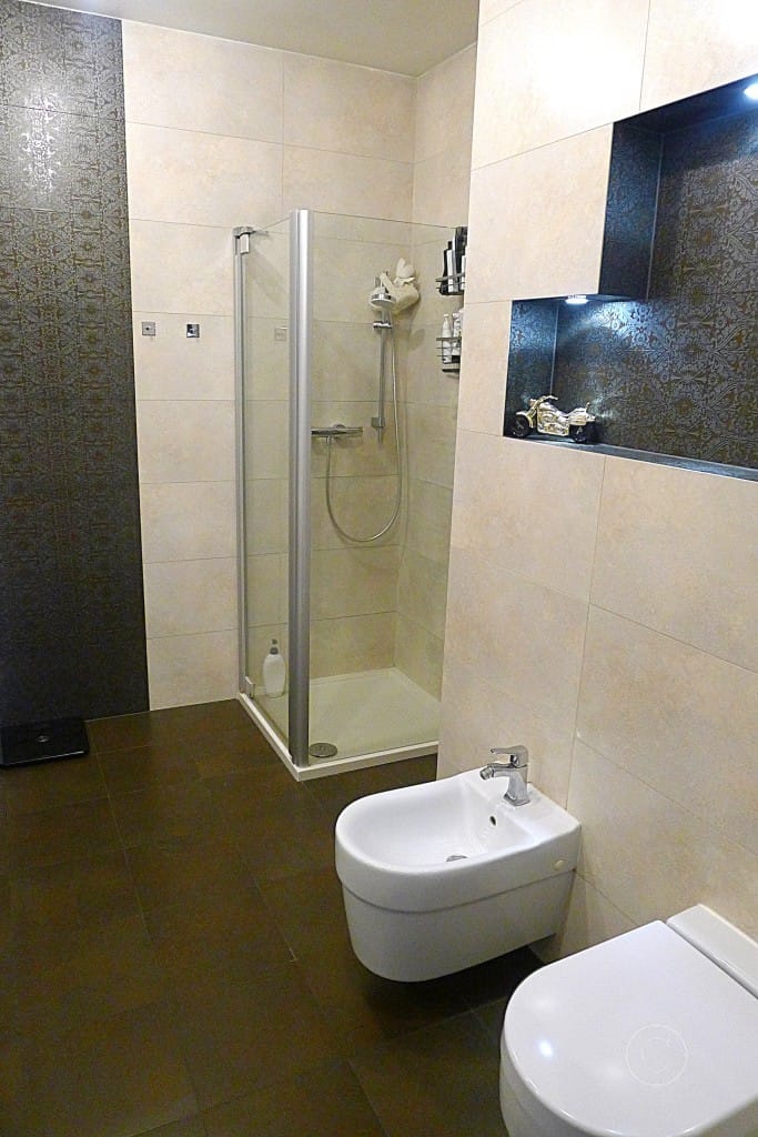 Dom  pokojowe na Sprzedaż