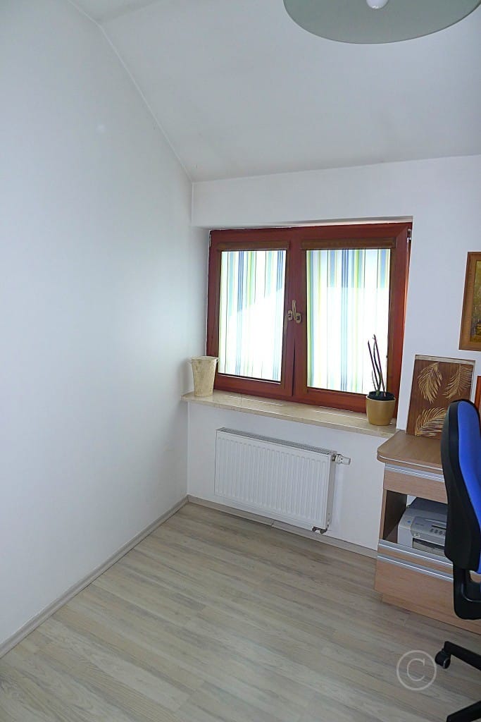 Dom  pokojowe na Sprzedaż