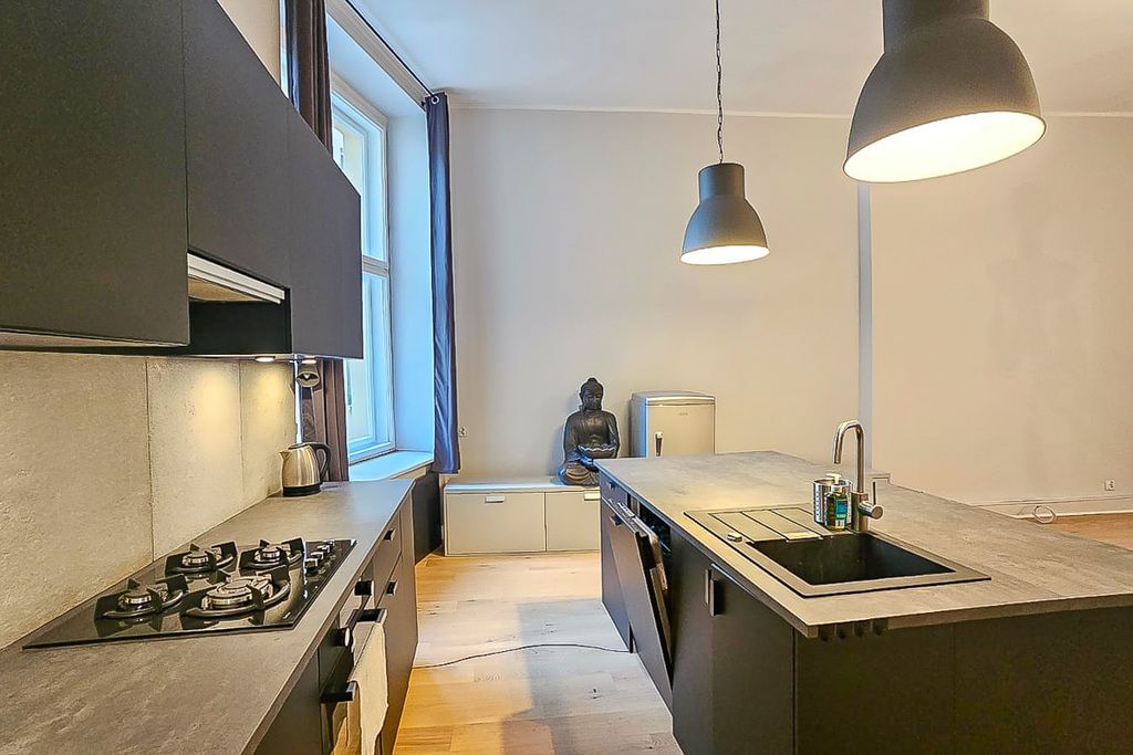 Mieszkanie 4 pokojowe na Sprzedaż