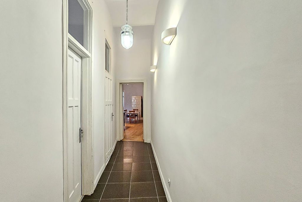 Mieszkanie 4 pokojowe na Sprzedaż