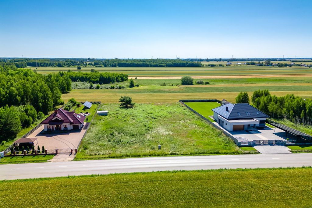 Działka  pokojowe na Sprzedaż