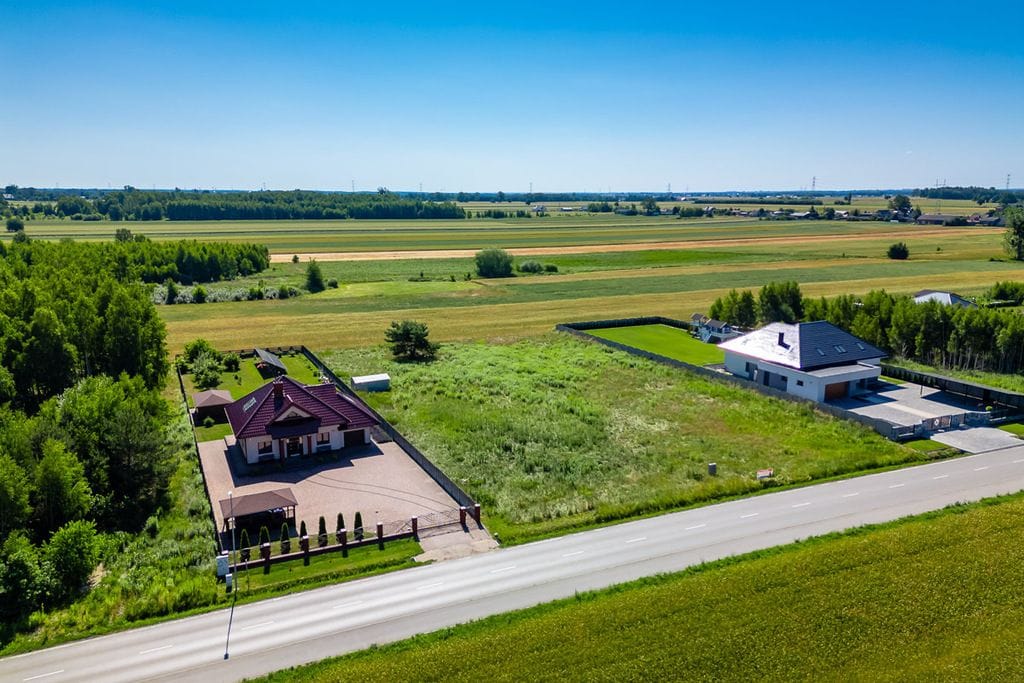 Działka  pokojowe na Sprzedaż