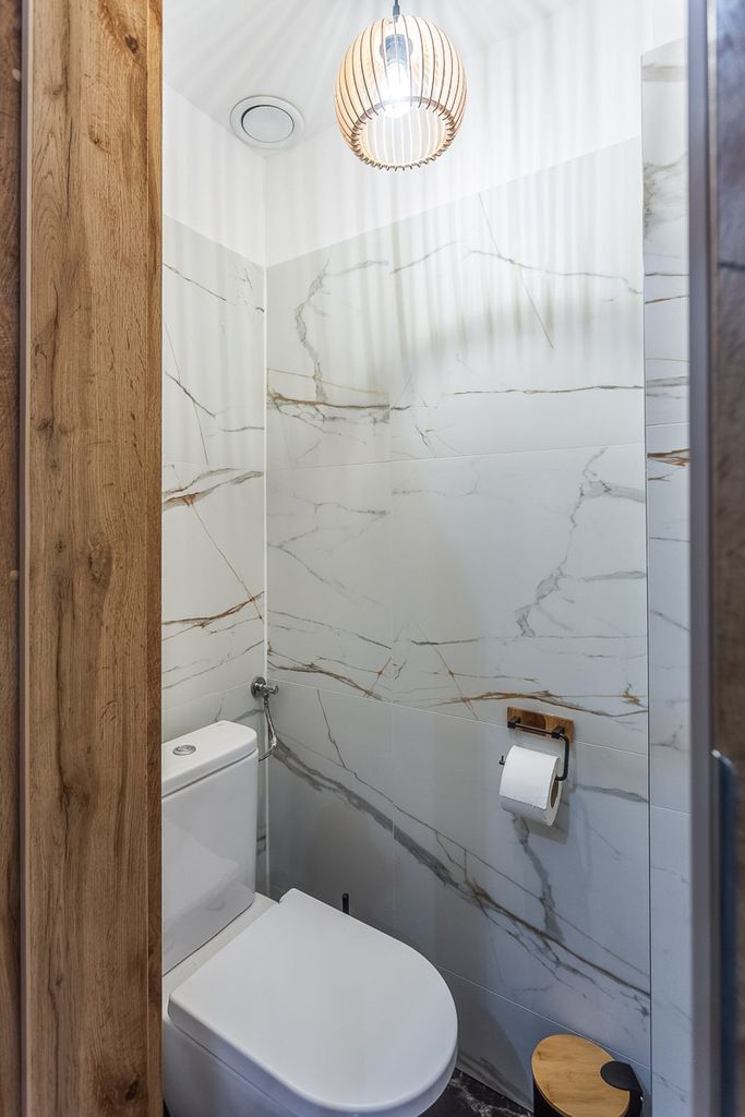 Lokal użytkowy  pokojowe na Sprzedaż