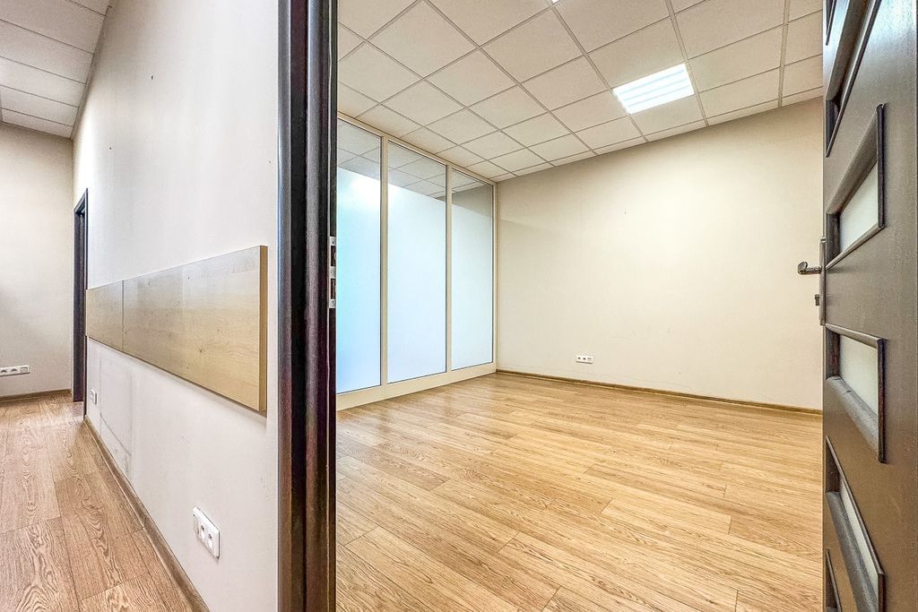 Lokal użytkowy  pokojowe na Wynajem