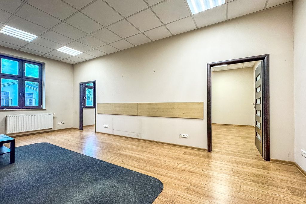 Lokal użytkowy  pokojowe na Wynajem