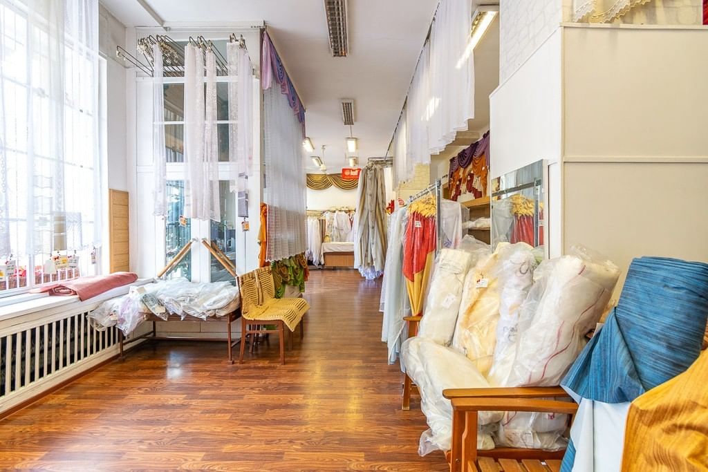 Lokal użytkowy  pokojowe na Sprzedaż