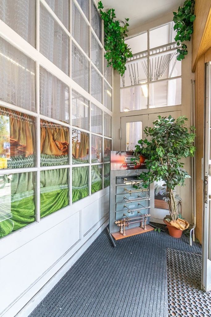 Lokal użytkowy  pokojowe na Sprzedaż