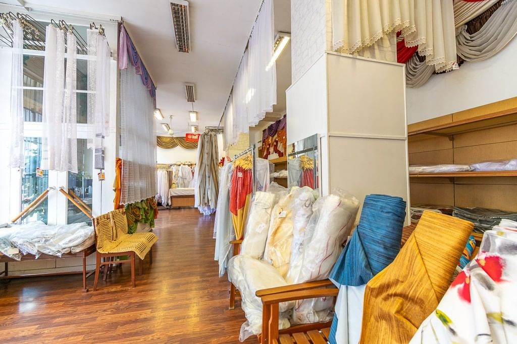 Lokal użytkowy  pokojowe na Sprzedaż