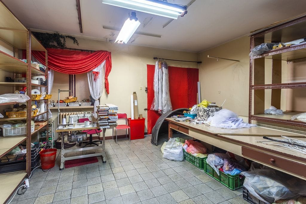 Lokal użytkowy  pokojowe na Sprzedaż