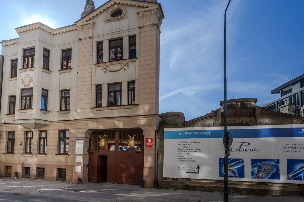 Lokal użytkowy  pokojowe na Sprzedaż