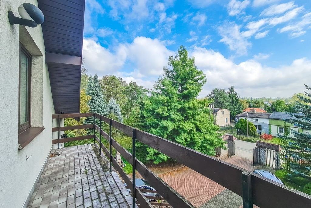 Dom 14 pokojowe na Sprzedaż