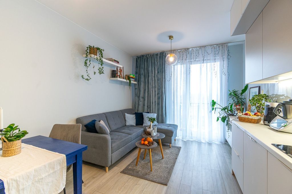 Mieszkanie 3 pokojowe na Sprzedaż