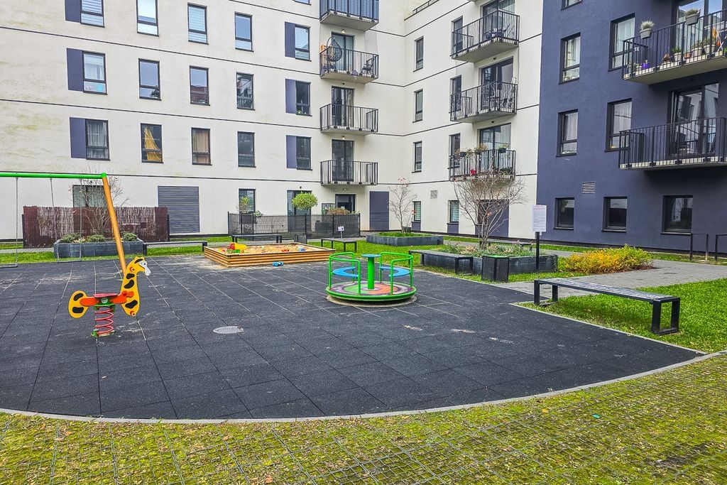 Mieszkanie 3 pokojowe na Sprzedaż