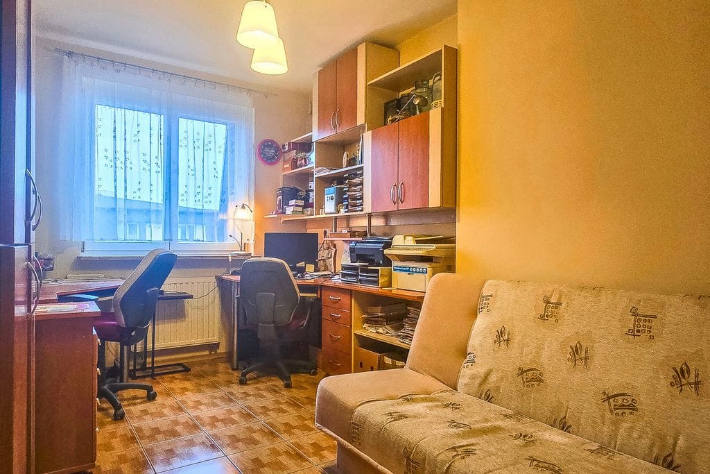 Mieszkanie 4 pokojowe na Sprzedaż